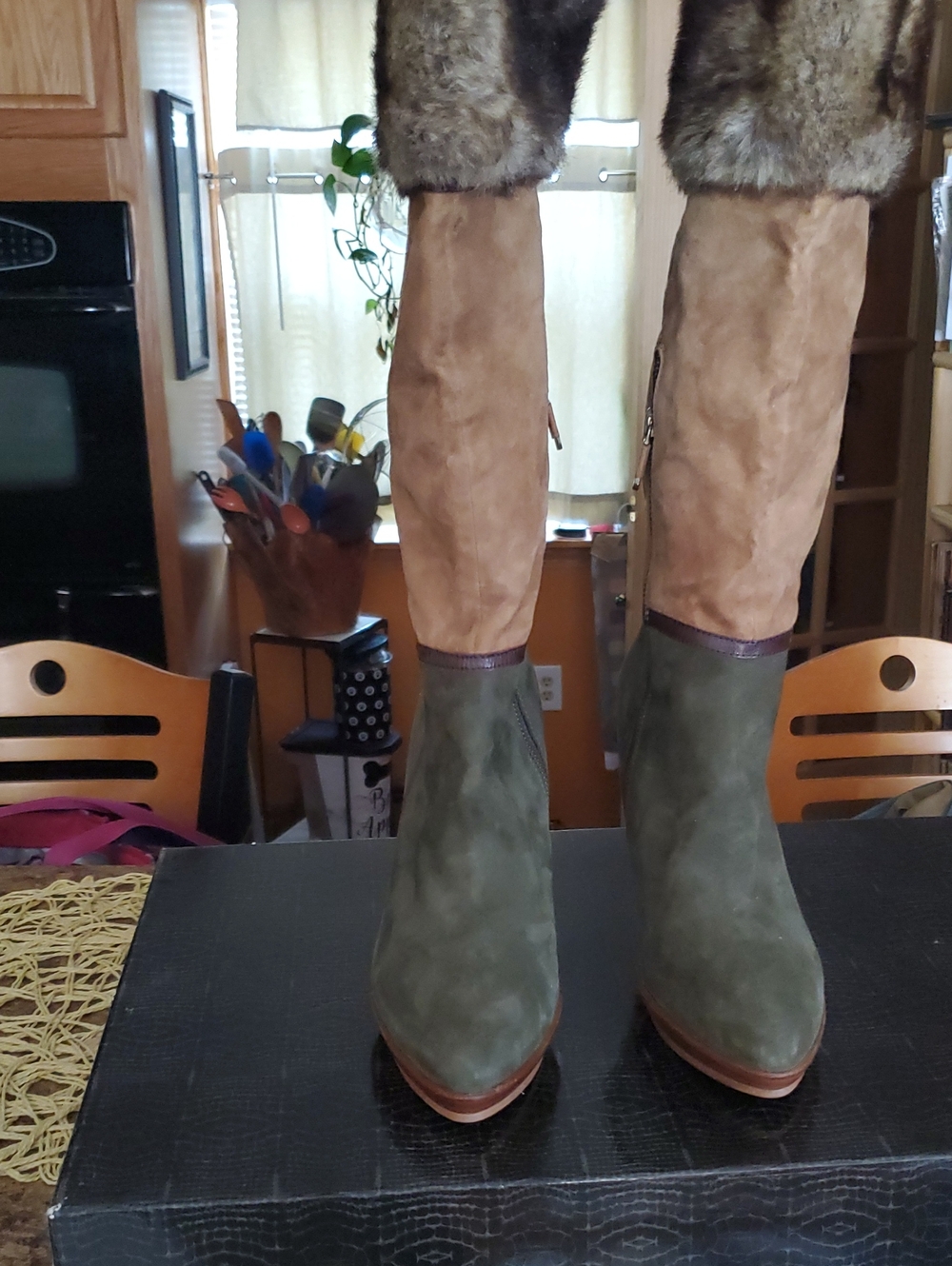 Multi color boots - Picture 7 of 12